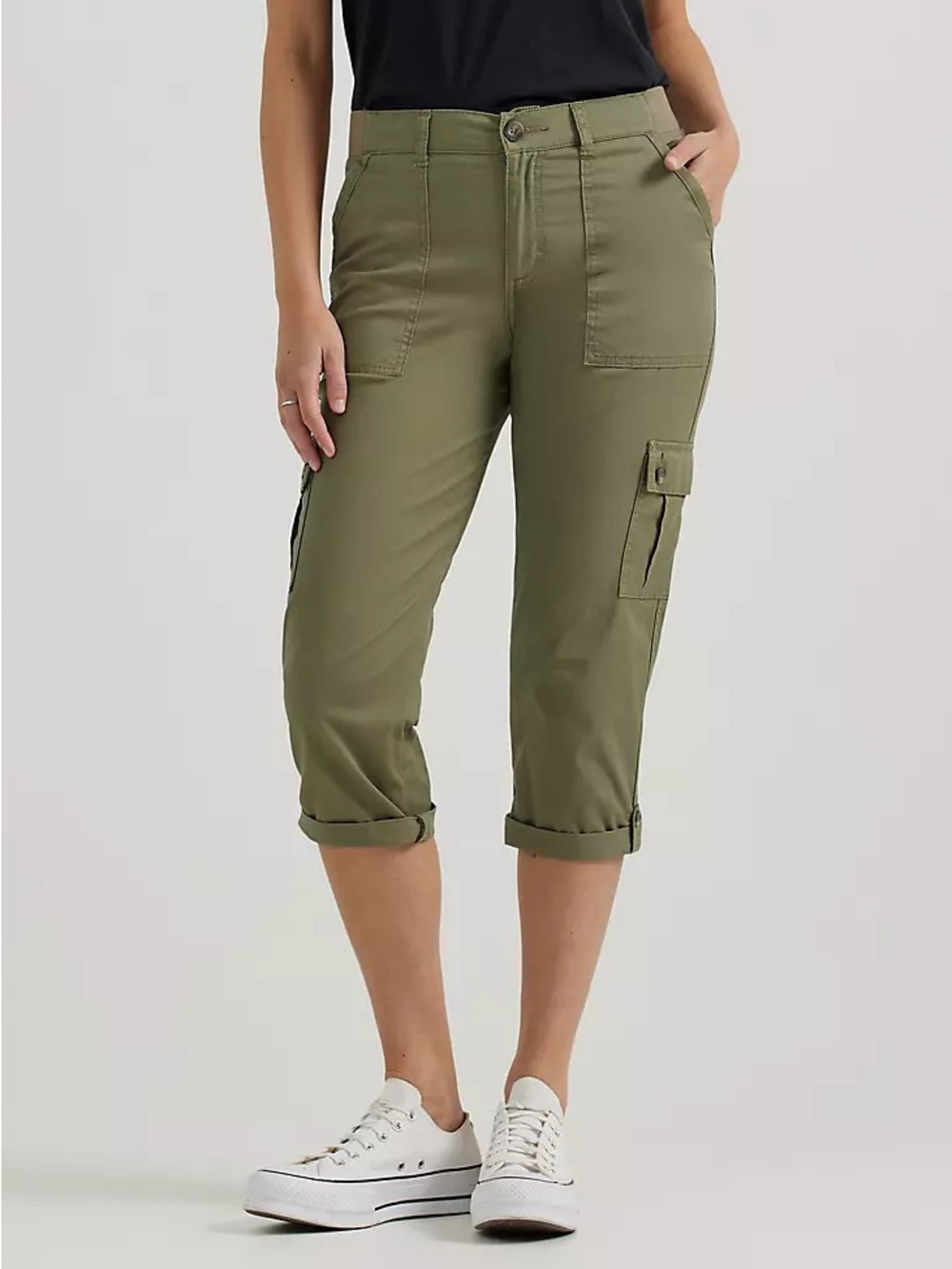 Lee Ultra Lux Comfort with Flex-to-go Cargo Capri, Relaxed fit NWT size 8 Green